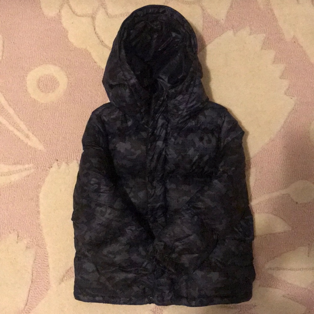 Boys Burberry Coat - Picture 1 of 2